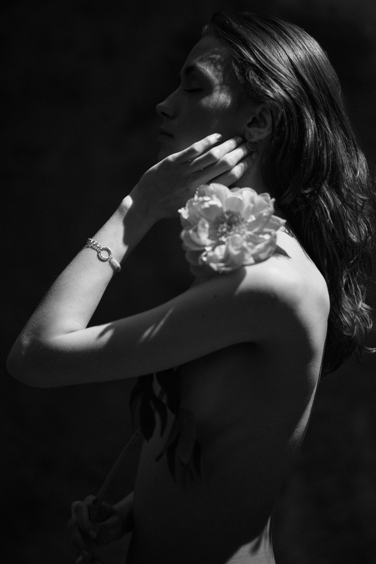 Theo. Personal Project. Warsaw. Make-up by Koletta Gabyrsiak. Flowers by Marta Koszowska-2021-04-30 18.32.56-Web-Optimized.jpg